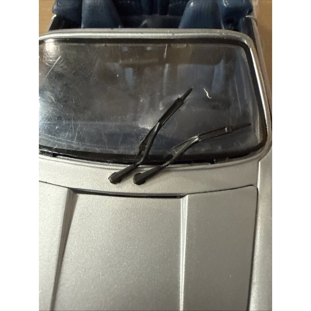 Vintage 1994 Maisto PORSCHE 911 CARRERA CABRIOLET 1:18 Diecast Model Grey Silver - Picture 5 of 16